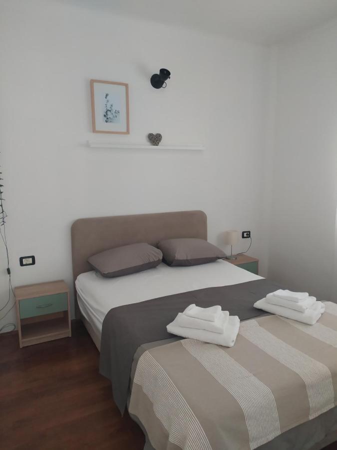 Sunset Bay Apartment Пула Екстериор снимка