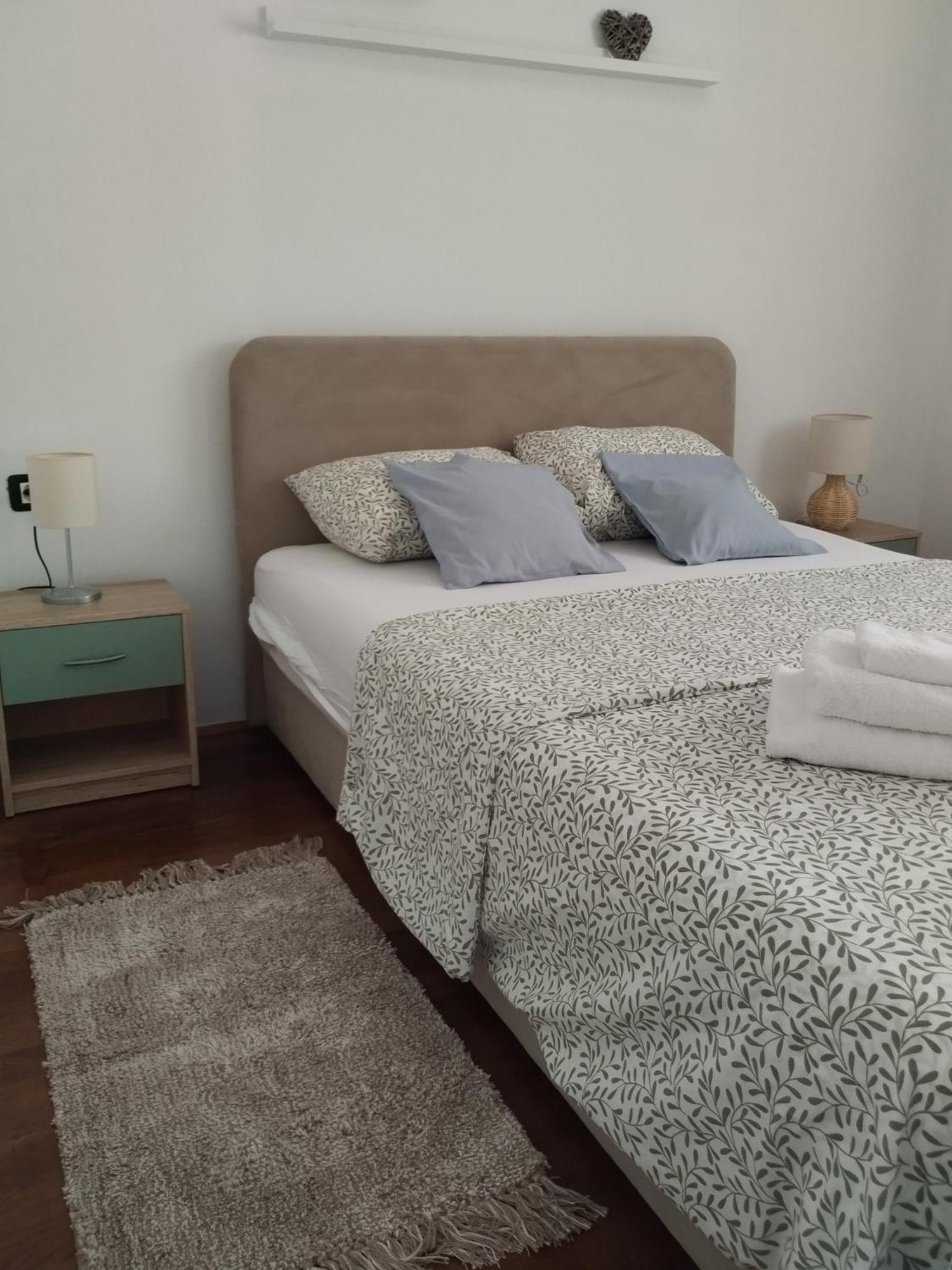 Sunset Bay Apartment Пула Екстериор снимка